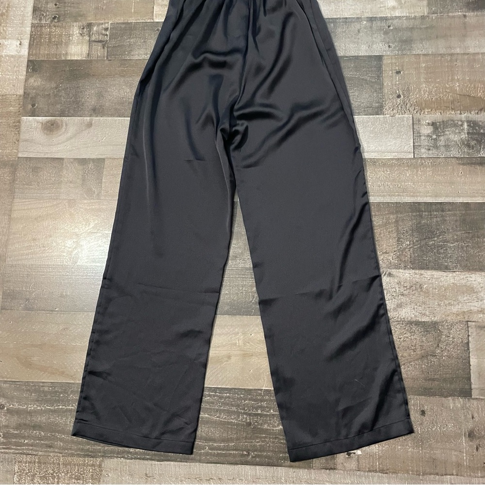 Women's Abercrombie & Fitch Satin Tie-Front Wide Leg Jumpsuit Black Size Small - Picture 9 of 11